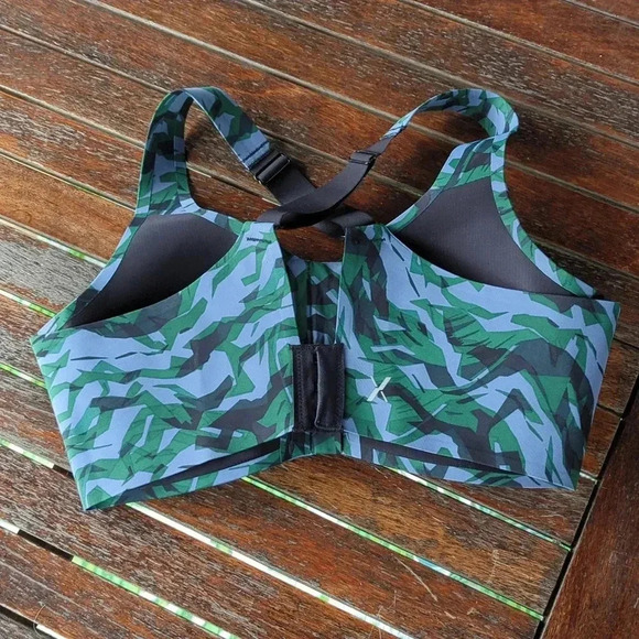 Knix Sport Bra - Picture 4 of 8